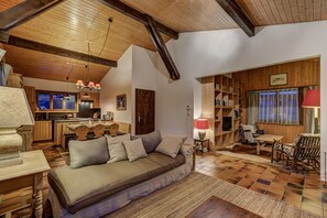 Living-dining room