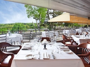 One of 3 restaurants onsite.