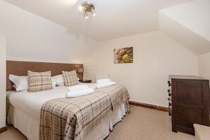 Heather second upstairs bedroom