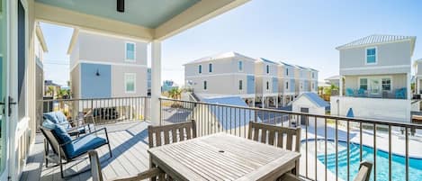 Front Porch is Poolside!