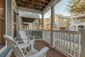Sunset Island 39 Sunset Island Drive Front Porch