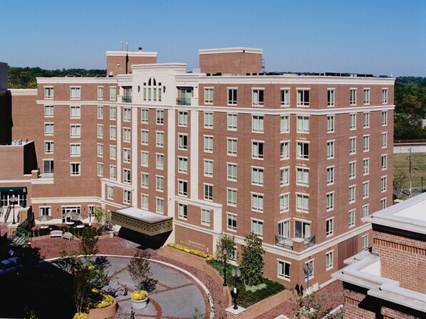 One Bedroom Condo at Club Wyndham Old Town Alexandria