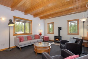 SWP 383 CR 508 living room