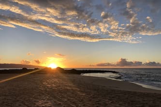 Private Tropical Paradise in the Heart of the North Shore - beachfront community