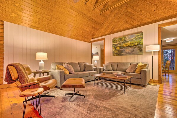 Travelers Rest Vacation Rental | 3BR | 2BA | 6 Steps Required | 1,650 Sq Ft