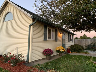 Farm Stay at The Cottage - Heart and Soil Ridge