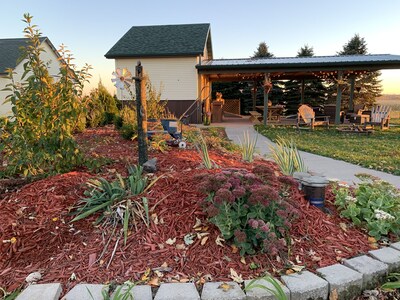 Farm Stay at the Bungalow - Heart and Soil Ridge