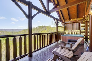 Private Balcony | Hot Tub