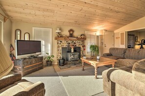 Living Room | Main Floor | Smart TV (No Cable) | Decorative Wood-Burning Stove