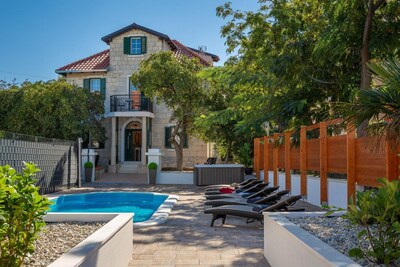 Picture of villa