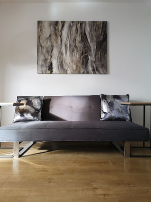 Living Room / Lounge