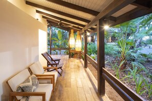 Open_Terrace_Jungle