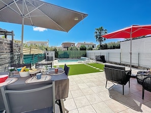 Residential Area, Outdoor Furniture, Swimming Pool, Composite Material, Shade, Chair, Garden, Umbrella, Landscaping, Courtyard