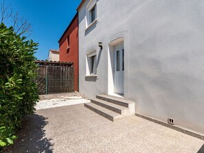 Plante, Meubles, Propriété, Fenêtre, Chaise, Bâtiment, Bois, Éclairage, Pot De Fleur, Architecture