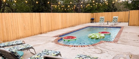 Come relax by the pool, and take a dip!