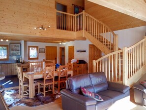 Room, Stairs, Property, Living Room, Building, Furniture, Ceiling, Home, Interior Design, Beam