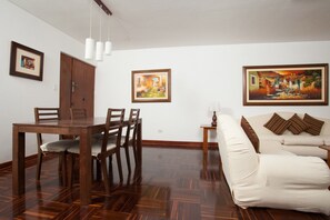 Lounge/Diner - Sala/Comedor