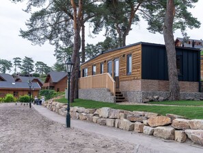 Plante, Ciel, Propriété, Bâtiment, Fenêtre, Arbre, Maison, Lot Terre, Quartier, Bois