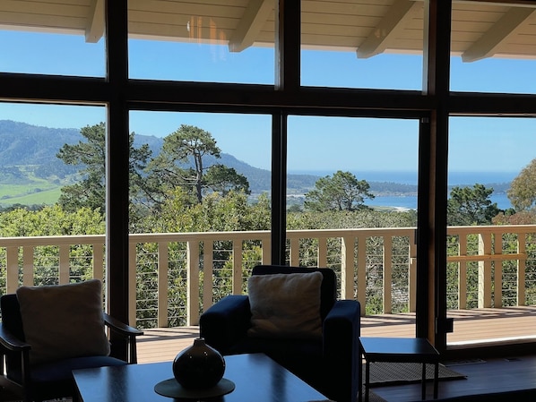 BIG VIEWS of Point Lobos & Carmel Valley only 1/2 mile from Carmel-by-the-Sea!