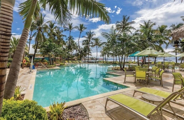 mgvc_st_thomas_1_pool