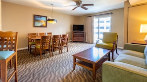 4 Club Wyndham Waikiki Beach Walk 1 bedroom - living area (3).jpg