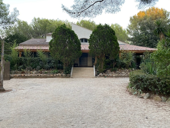 Extérieur