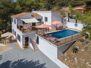 Casa Rey Rural Pool & Terrace