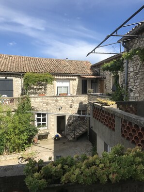 Extérieur