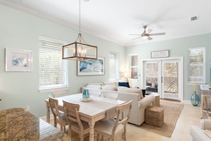 22-Seagrove-Highlands-2105-Dining