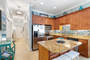 22-Seagrove-Highlands-2105-Kitchen