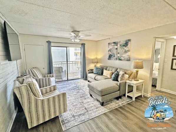 Sugar Beach, Orange Beach Alabama. Sleeps 8. Managed by Island Rentals.