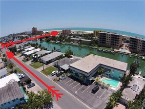 2 blocks to beach