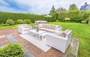 Outdoor space to hang out and enjoy the gorgeous weather - including Fire Pit