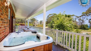 Bain à remous extérieur