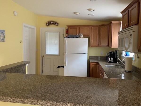 Kitchen ~ beautiful granite counter tops