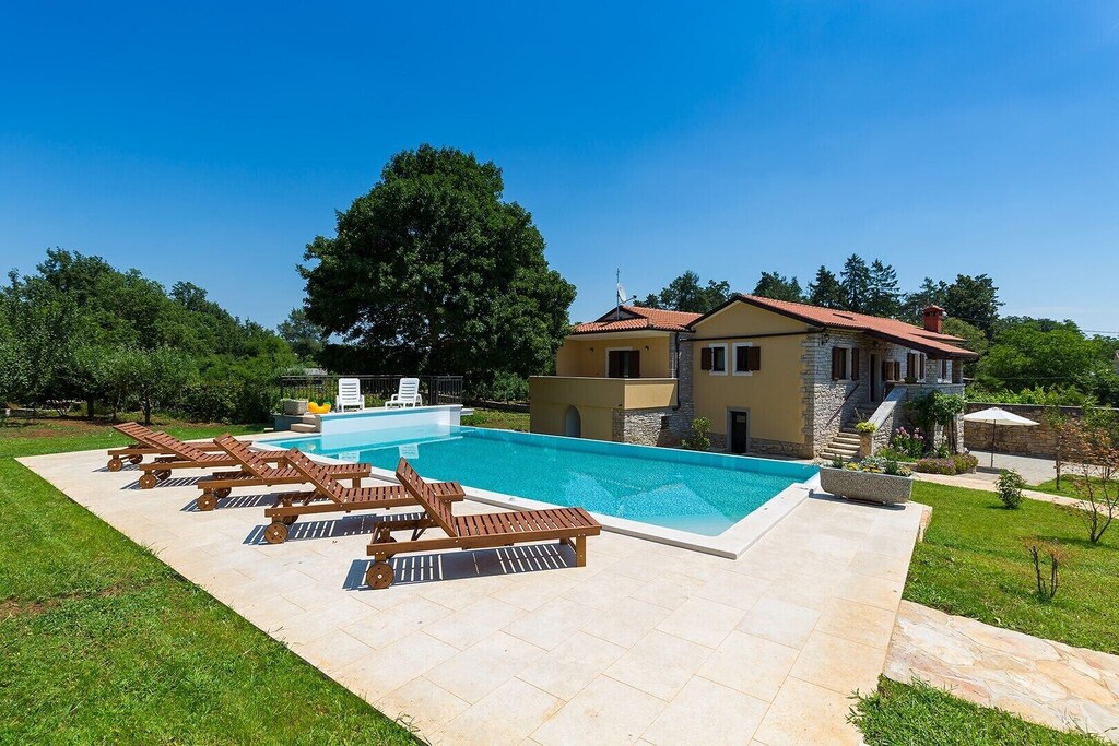 Picture of villa