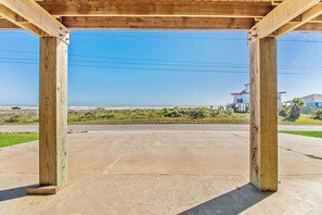 Beach/ocean view