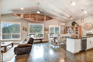 Open Kitchen