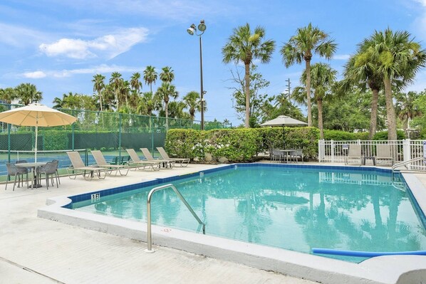 2 heated complex pools available for your use