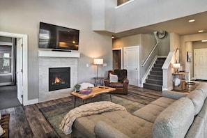 Great Room | Main Floor | Smart TV | Gas Fireplace