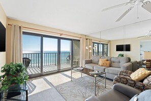 Private balcony with Gulf view
