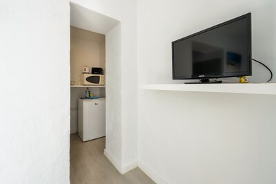 Holiday Apartment in a Well-Maintained Complex with Wi-Fi and Terrace