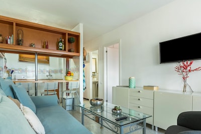 Comfortable Apartment “Soraya” on the Beach with Sea View, Pool, Wi-Fi, Terrace & Garden