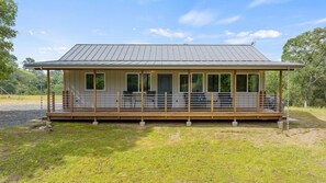 Modern cabin with all the ammentities.