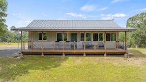 Modern cabin with all the ammentities.