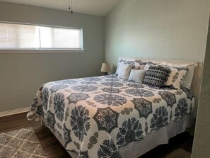 Master Bedroom-king