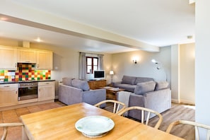 Open Plan Kitchen Dining Area