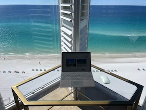 Elevation Vacation Rentals - Jade East 1630 - Work with a view!