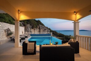 Private Pool