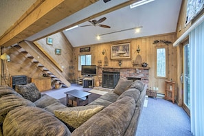Living Room | 1st Floor | Wood-Burning Fireplace